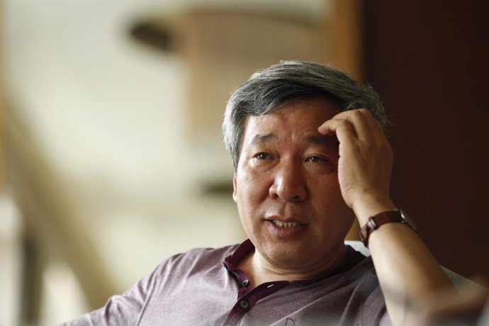 El escritor chino Yan Lianke