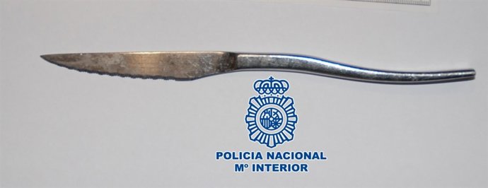 Cuchillo utilizado en la agresión