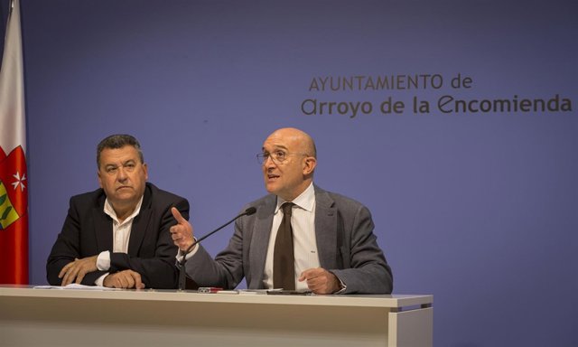 Barrio (I) y Carnero (D)