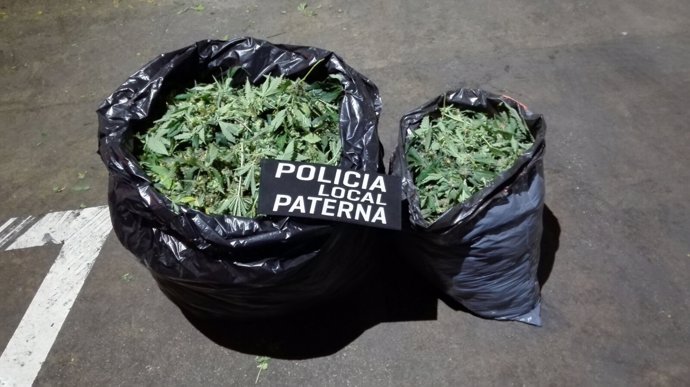 Droga incautada por los agentes