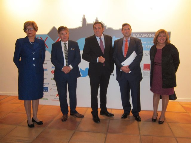 Autoridades en la apertura de las IX Jornadas Nacionales de Sedisa