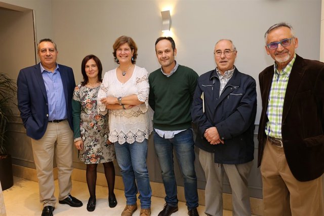 El Periodista Y Poeta Madrileño Luis Moreno Gana El Premio Nacional De Poesía An