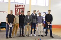 Javier Merino asiste a la mesa redonda 'El entrenamiento invisible' y a la presentación del programa 'Depor Pop'