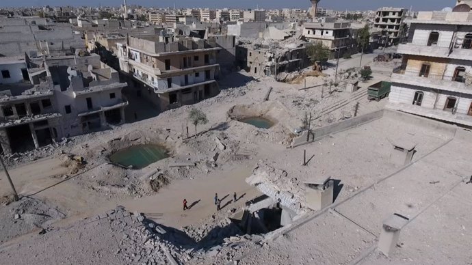 Vista aérea de Alepo tras bombardeos