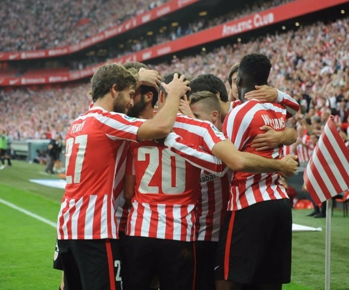 El Athletic gana el derbi vasco a la Real Sociedad