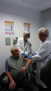 La campaña de vacunación contra la Gripe arranca con más de un millón de dosis