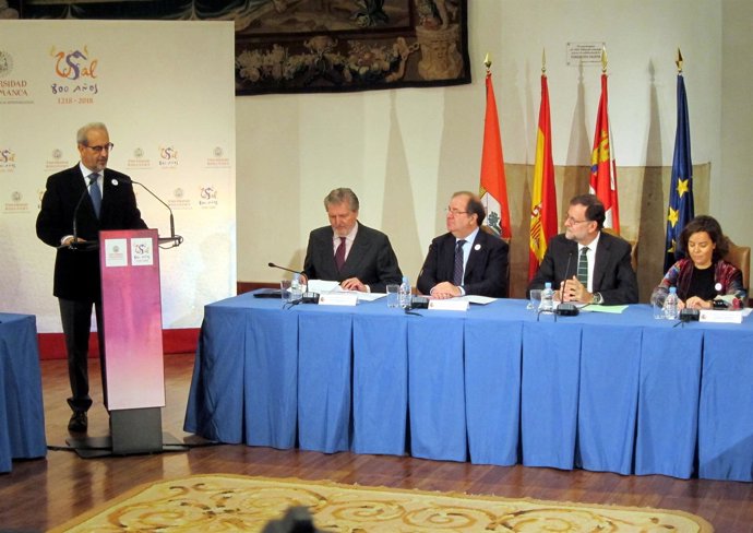 Intervención del rector de la USAL en la Comisión Interinstitucional