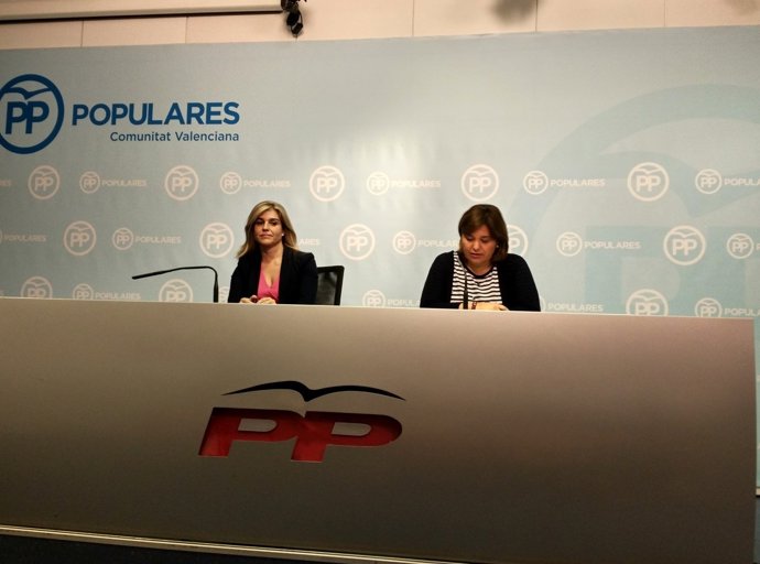 Isabel Bonig y Eva Ortiz en rueda de prensa 