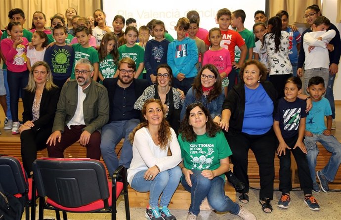  Oltra Presenta El Plan Valenciano De Inclusión Y Cohesión Social (VICS)