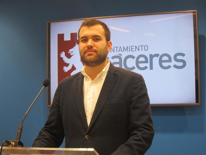 Luis Salaya, portavoz del PSOE en el Ayuntamiento de Cáceres