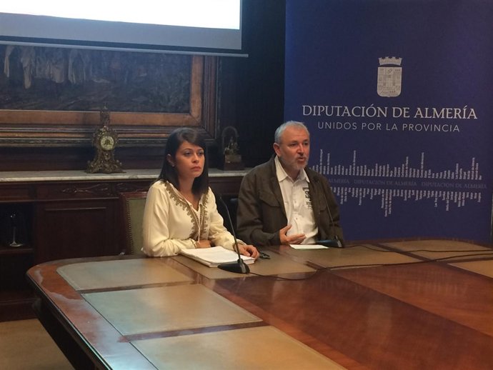 El Proyecto 'Vida en las aulas' acerca la discapacidad a los jóvenes almerienses