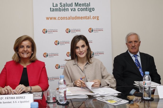 La Reina Letizia visita la Confederación Salud Mental España