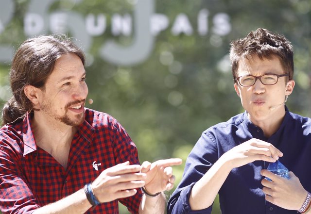 Pablo Iglesias e Íñigo Errejón en la presentación de la campaña de Podemos