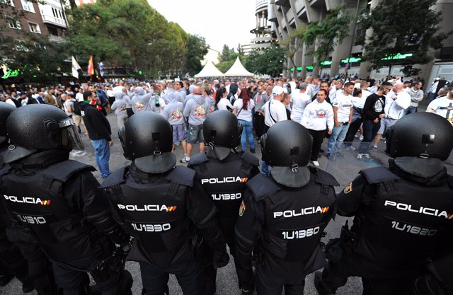 Ultras del Legia en el Bernabéu, Madrid