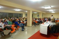 La Asamblea de militantes del PSOE de Torrelavega aprueba por unanimidad mantener el 'no' a Rajoy 