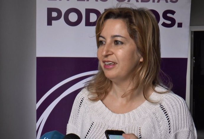 Carmen Lizárraga habla con los medios