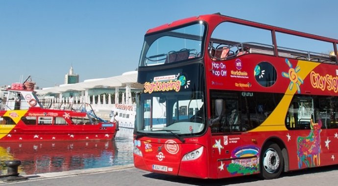 Autobús turístico cuty Sightseeing málaga puerto turistas visita ciudad 