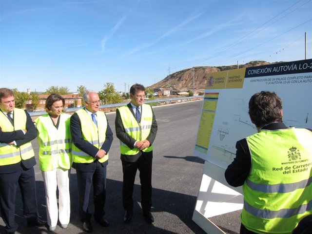 Catalá, con Ceniceros, Gamarra y Bretón visita conexión AP-68 con LO-20 y N-232