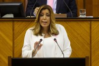 Susana Díaz acusa a Teresa Rodríguez de ser la "comisaria política" de Pablo Iglesias