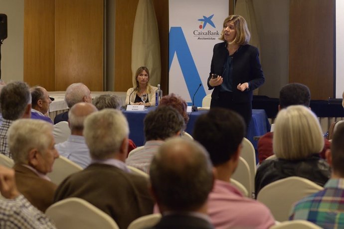 Reunión de Caixabank con accionistas aragoneses