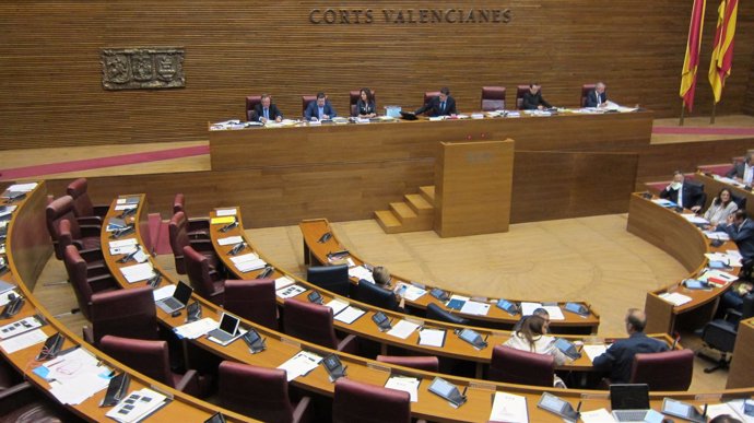 El PP abandona la votación del Consejo rector de la futura RTVV