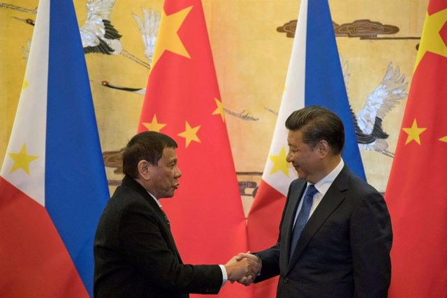 Rodrigo Duterte y Xi Jinping