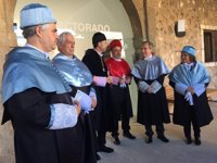 La Universidad de Burgos inviste doctores Honoris Causa a Mario Vargas Llosa e Iñaki Gabilondo 