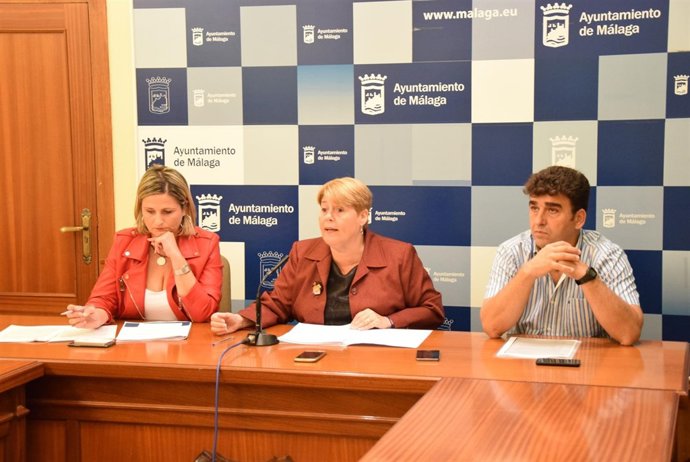 (Con AUDIOS Y FOTOS) El PSOE Acusa Al Alcalde De No Hacer Nada Contra La Situaci