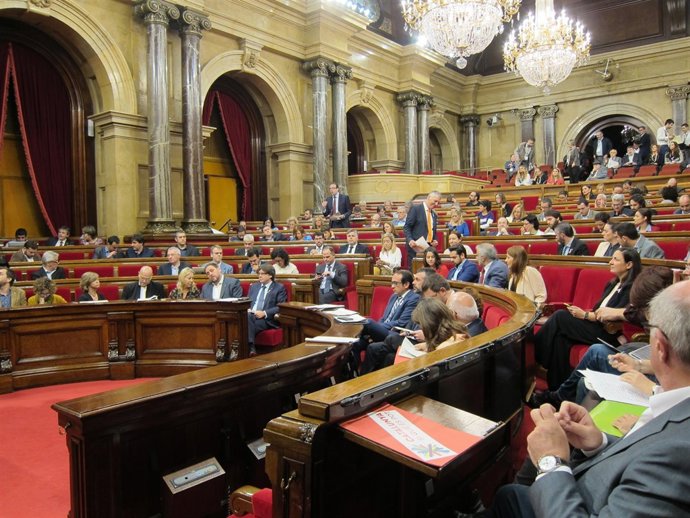Pleno del Parlament