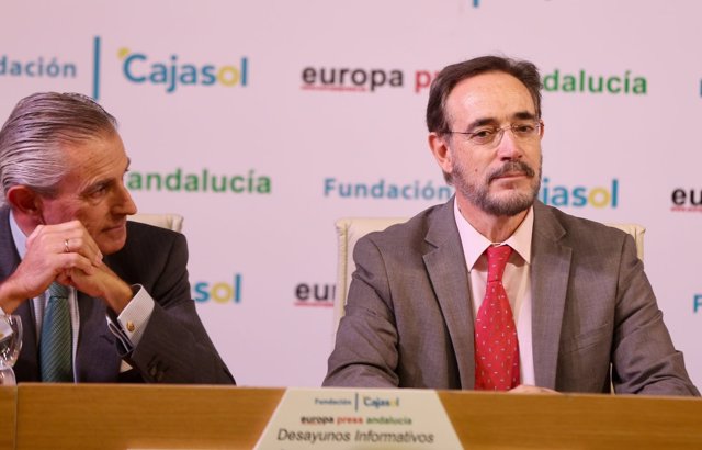El consejero de Fomento, Felipe López, en los Desayunos Europa Press Andalucía