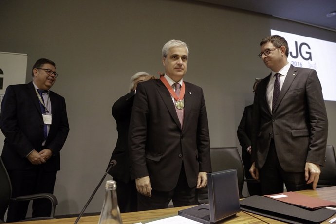 Ndp: El Consell De L'advocacia Catalana Lliura La Medalla D'or A L'exconseller D