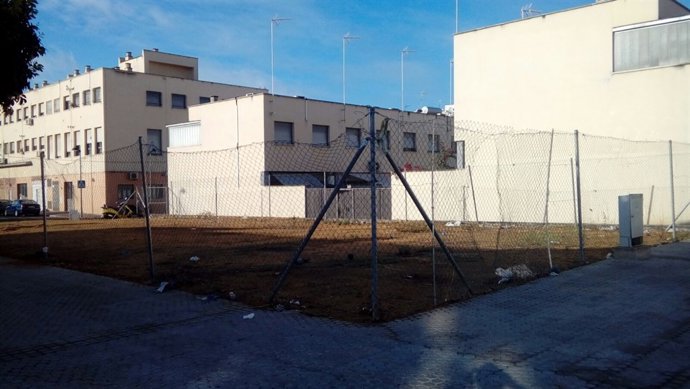 El solar de La Corza señalado por Julián Moreno.