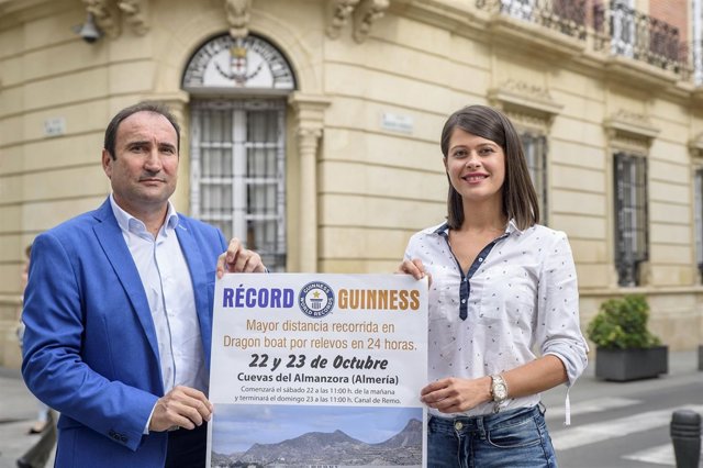 Cuevas del Almanzora intentará batir el Récord Guiness de 'Dragon Boat'.