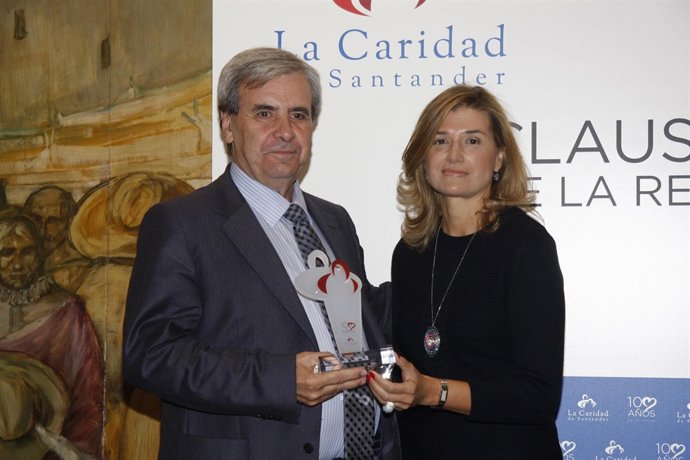 La Residencia de la Caridad distingue el apoyo de 15 entidades o personalidades