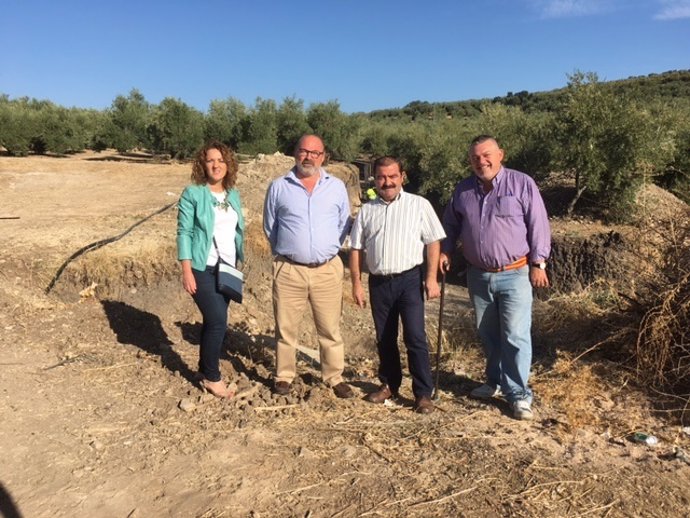 Visita del diputado José Castro a Sorihuela de Guadalimar (Jaén)