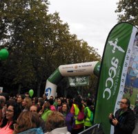 La Marcha Contra el Cáncer de Valladolid reúne 35.000 personas