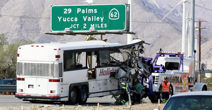 Autobús siniestrado en California