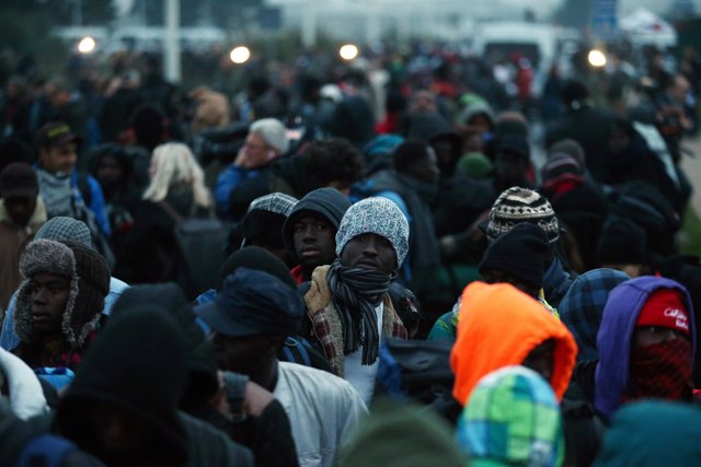 Desalojo del campamento de Calais
