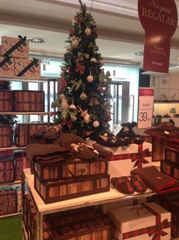 Recursos de compras de Navidad - ropa - zapatillas - tienda