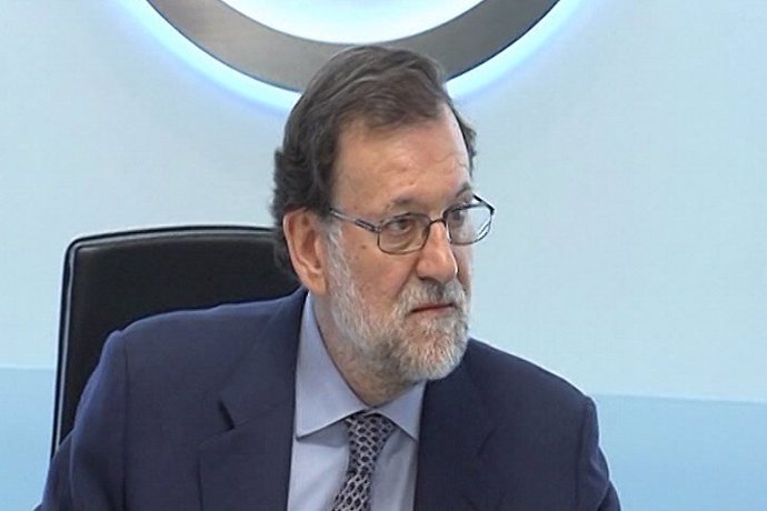 Rajoy ya prepara su discurso de investidura