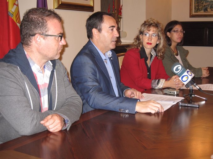 Presentación de los curos de Andalucía Compromiso Digital en Jaén.