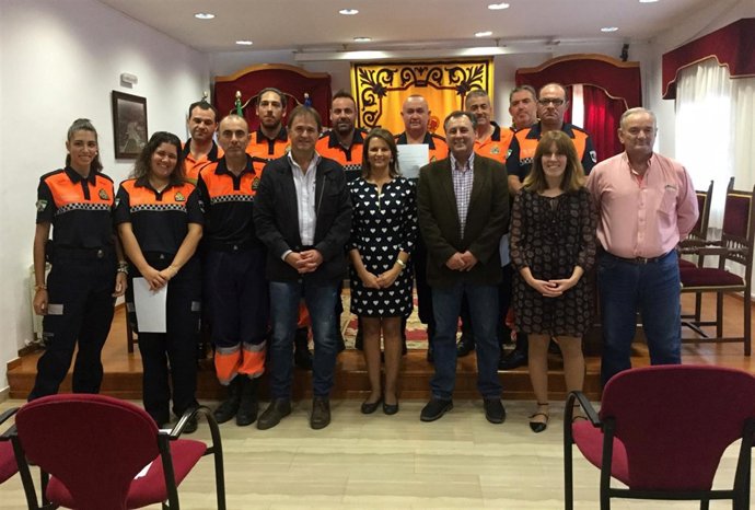 Clausura de los cursos para miembros de Protección Civil.
