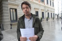 El diputado de Podemos se reafirma en sus sospechas "fundadas" sobre Álvarez-Cascos