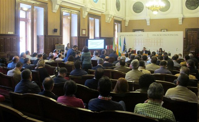 Celebración del Consejo de Alcaldes y Alcaldesas de la Diputación de Jaén.