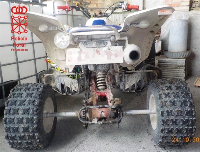 Quad que conducía el detenido en el momento de darse a la fuga.