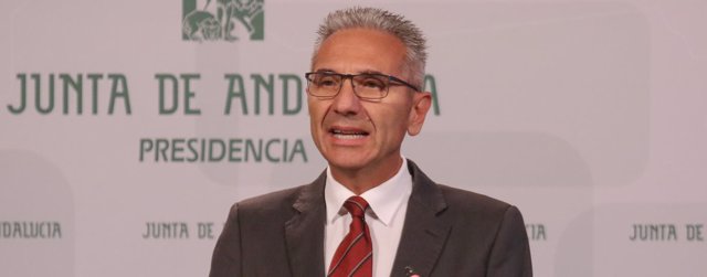 El portavoz del Gobierno andaluz, Miguel Ángel Vázquez, en rueda de prensa