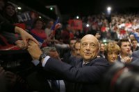 Juppé amplía su ventaja sobre Sarkozy en las primarias de Los Republicanos