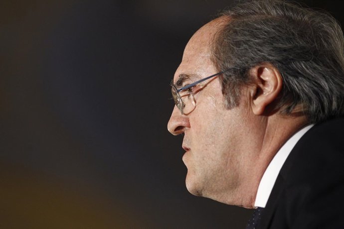 Ángel Gabilondo en un desayuno informativo