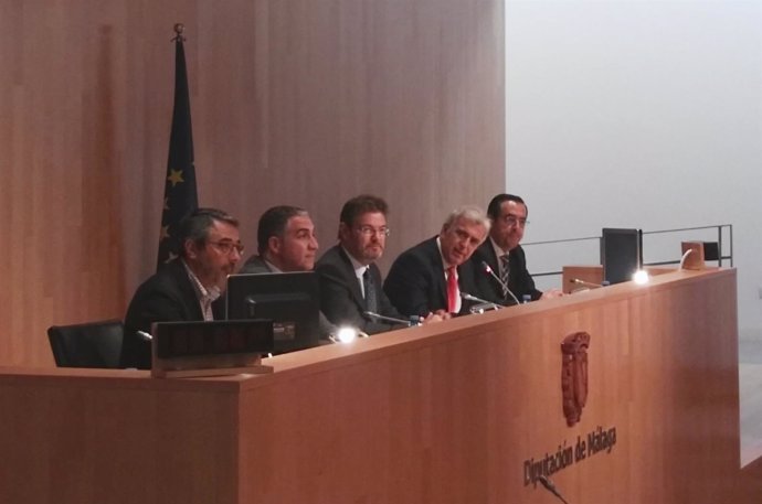 Catalá en reunión de jueces decanos en Málaga