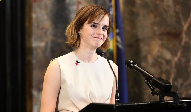  Emma Watson En The Empire State Building